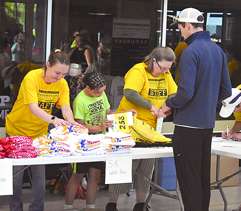Volunteers at Ogden Newspapers Wellness Weekend